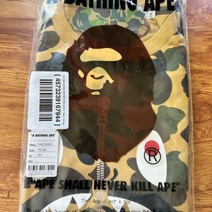 BAPE Yellow 1st Camo Tee, XXL, NWT